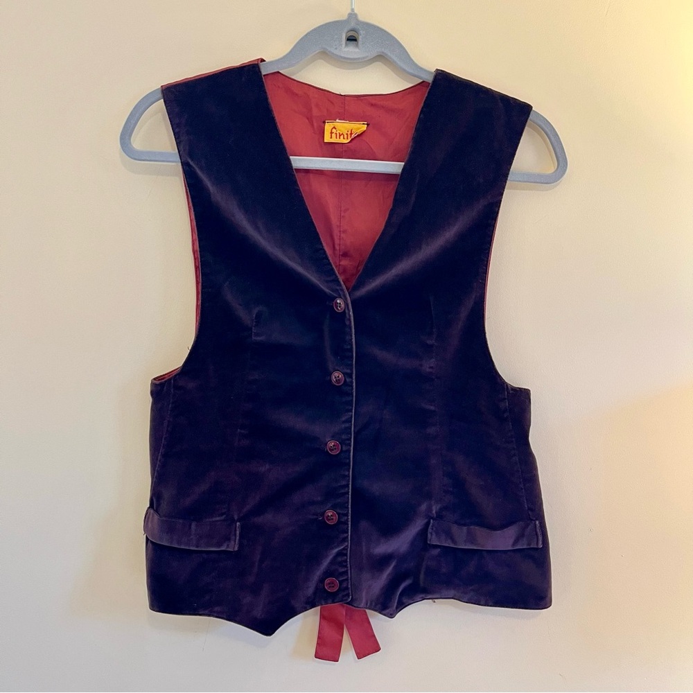 Finity Vintage Women's Purple Velvet Vest